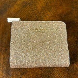 Kate Spade Boxed Small I-Zip Bifold Wallet - Rose Gold - New